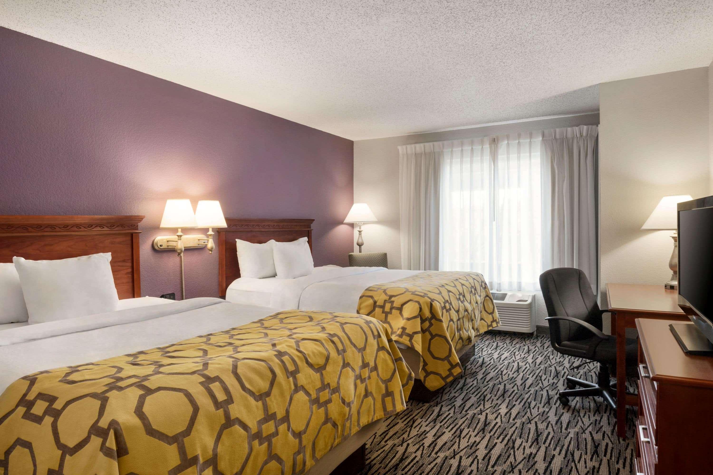Готель Baymont By Wyndham Springfield I-44 Екстер'єр фото