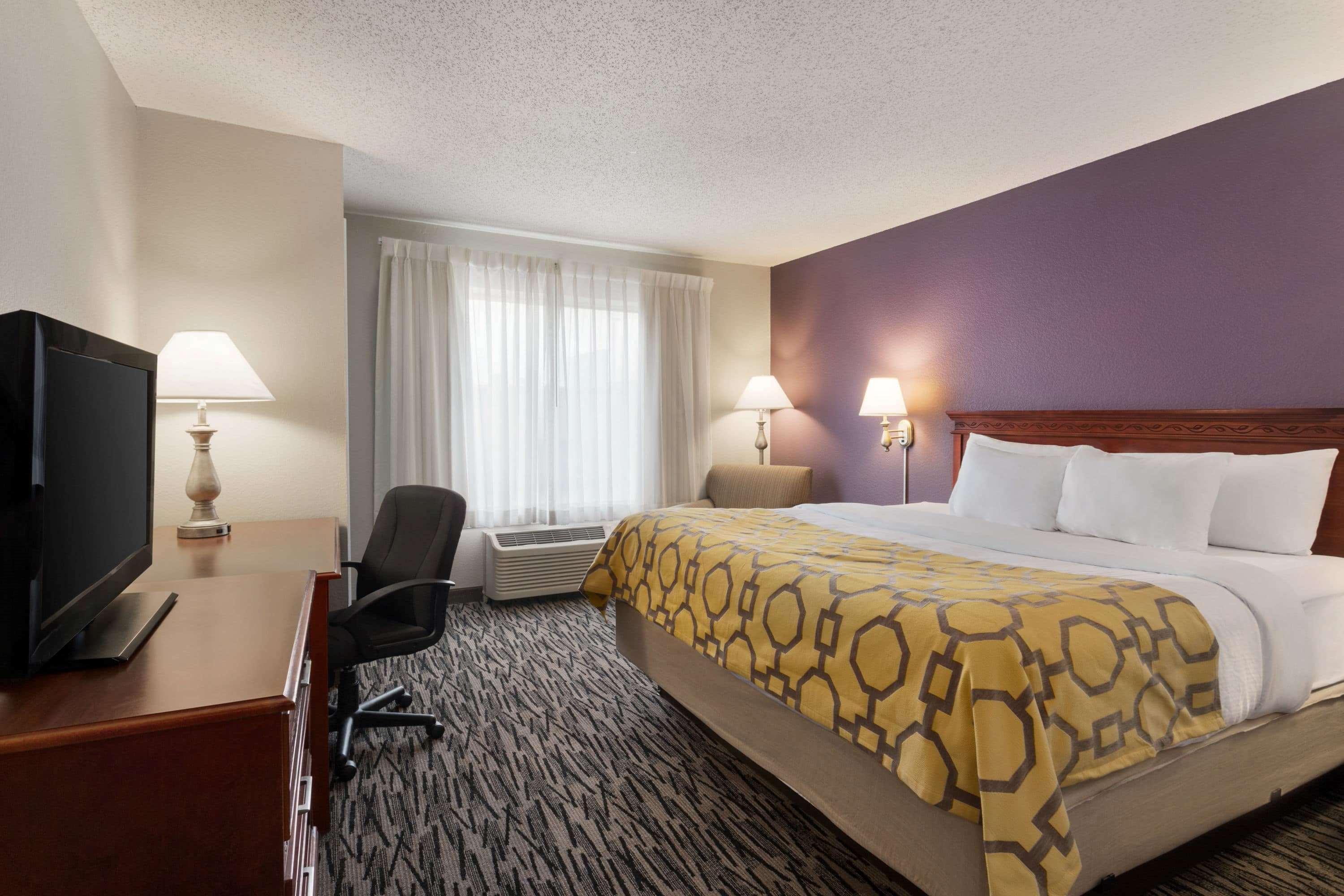 Готель Baymont By Wyndham Springfield I-44 Екстер'єр фото