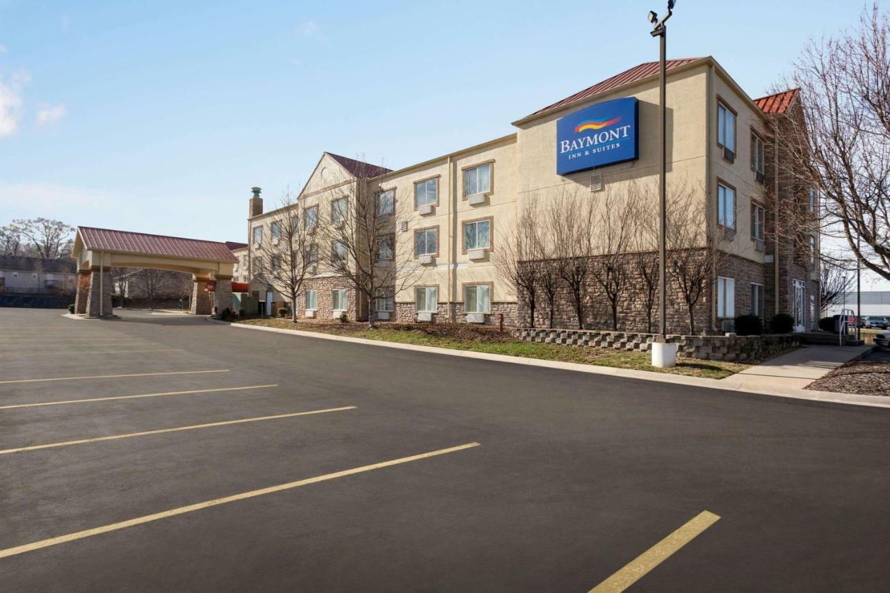 Готель Baymont By Wyndham Springfield I-44 Екстер'єр фото